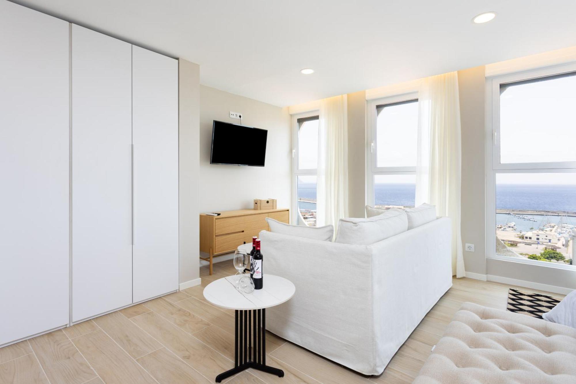 Home2Book Stylish Sea Views Studio Santa Cruz Extérieur photo